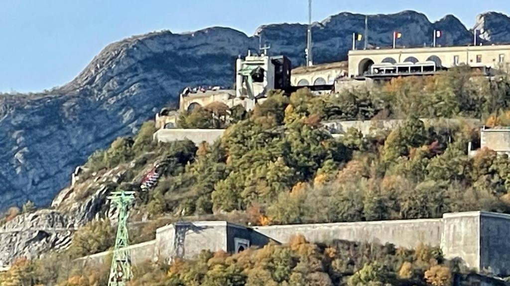 Cosy And Calm In Grenoble City Heart With Free And Large Parking Q-Park Chavant Exteriör bild