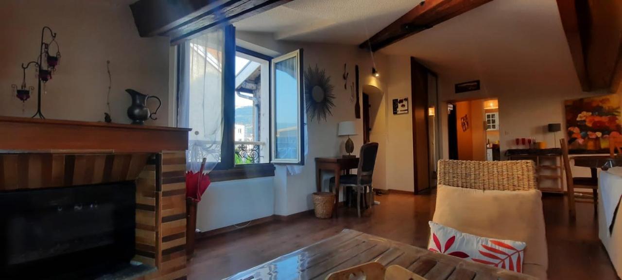 Cosy And Calm In Grenoble City Heart With Free And Large Parking Q-Park Chavant Exteriör bild